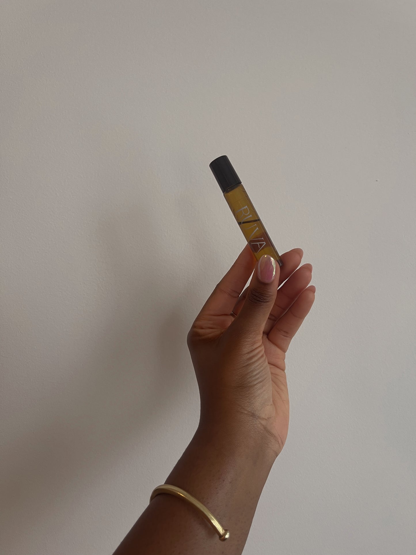 PERFUME OIL
